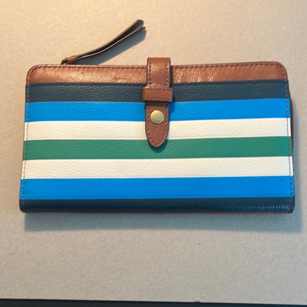 Fossil wallet